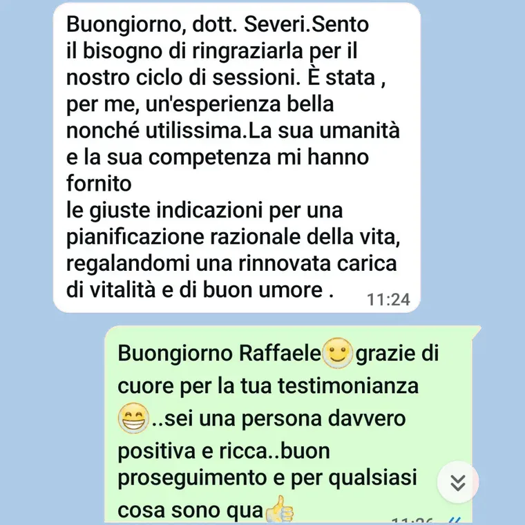 Messaggio WhatsApp di un genitore seguito da Daniele Severi